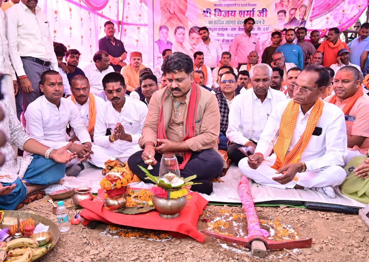मुख्यमंत्री श्री विष्णुदेव साय के नेतृत्व में किया जा रहा गांव का विकास– उप मुख्यमंत्री श्री विजय शर्मा