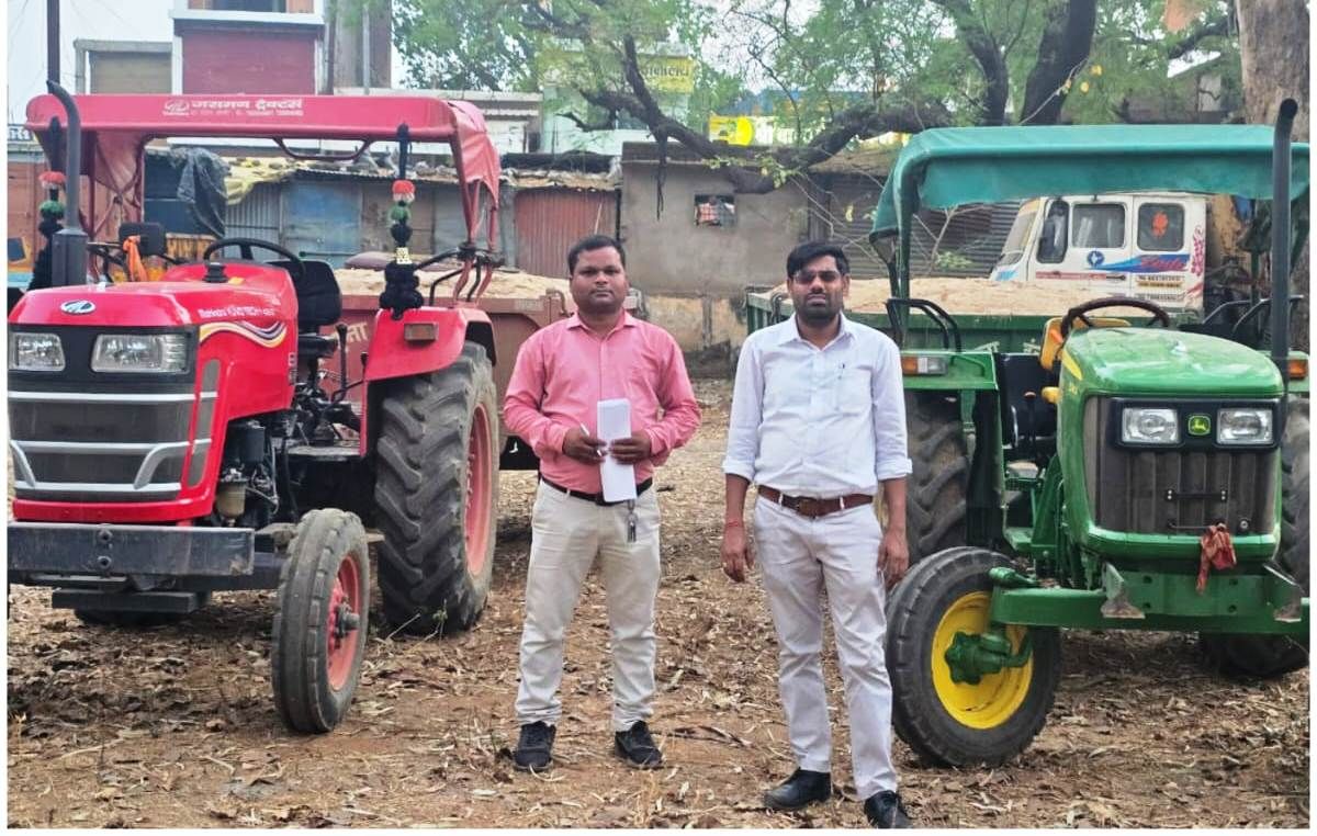 अवैध रेत उत्खनन पर की गई कार्रवाई: 1 चैन माउंटेन व 2 ट्रैक्टर  जब्त