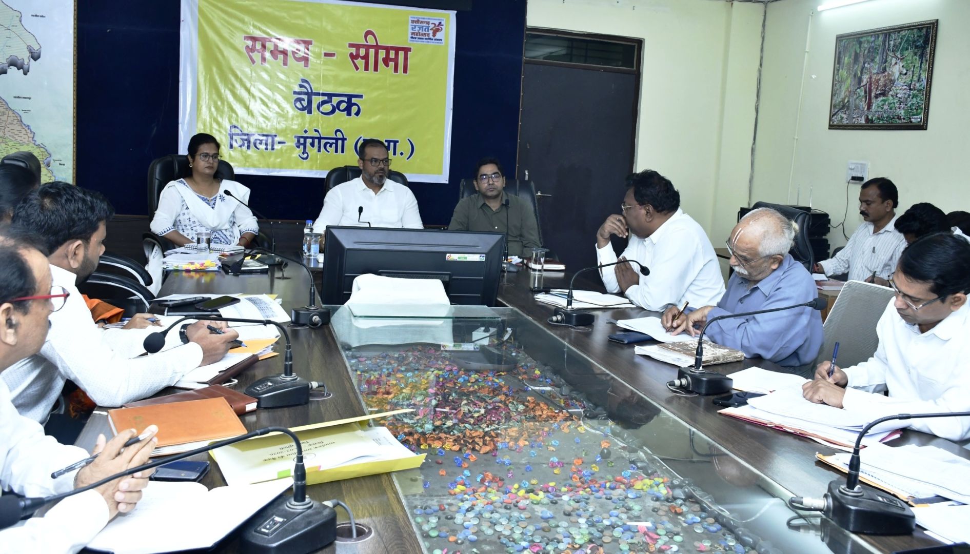 आधार पंजीयन बढ़ाने, मातृ वंदना योजना की प्रगति तेज करने व आंगनबाड़ी भर्ती पारदर्शिता से पूरी करने के दिए निर्देश