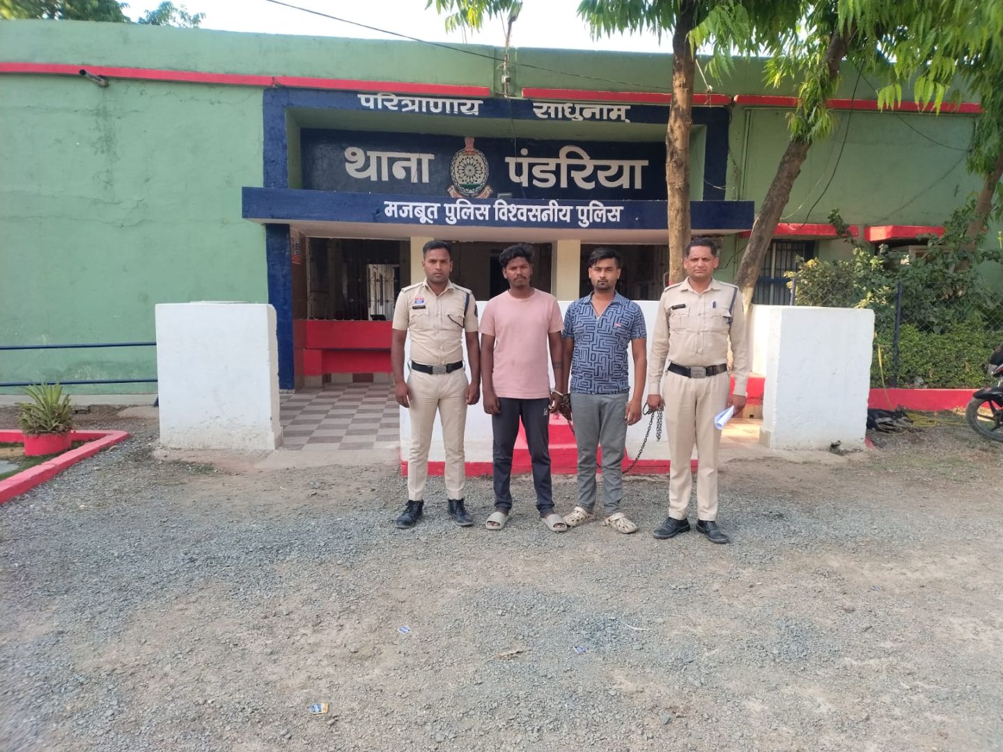 आईपीएल में सट्टा खेलोगे तो विकेट तय है… कबीरधाम पुलिस की सटीक बॉलिंग, ऑनलाइन सट्टा गिरोह पर बड़ी कार्रवाई